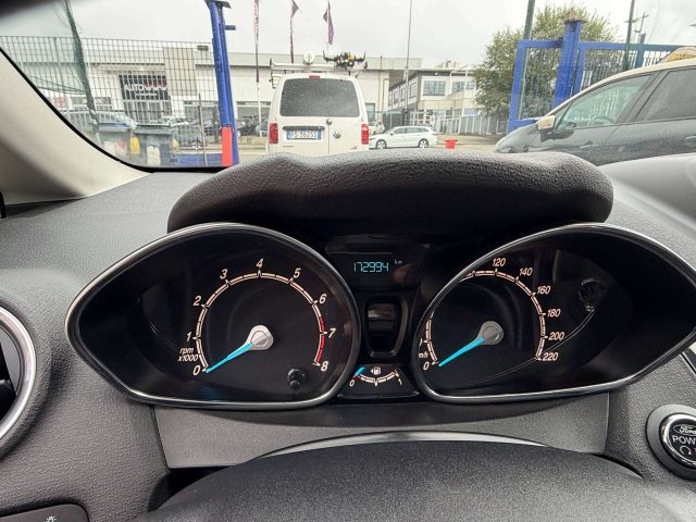 FORD Fiesta usata, con ESP