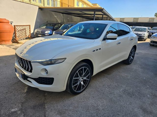 MASERATI Levante usata, con Airbag