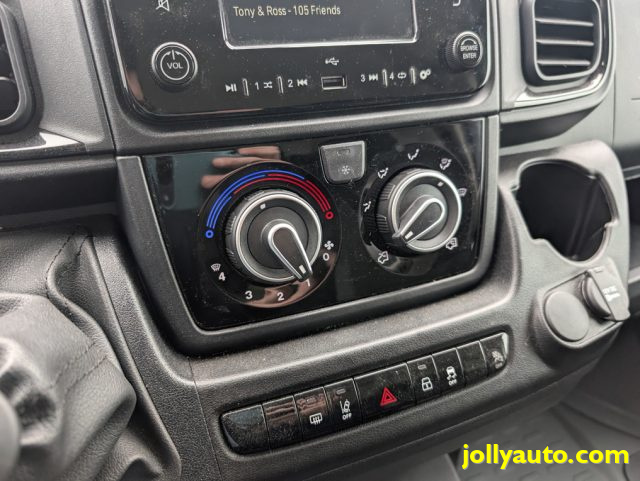 PEUGEOT Boxer usata, con Bracciolo