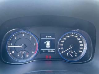 HYUNDAI Kona usata, con Servosterzo