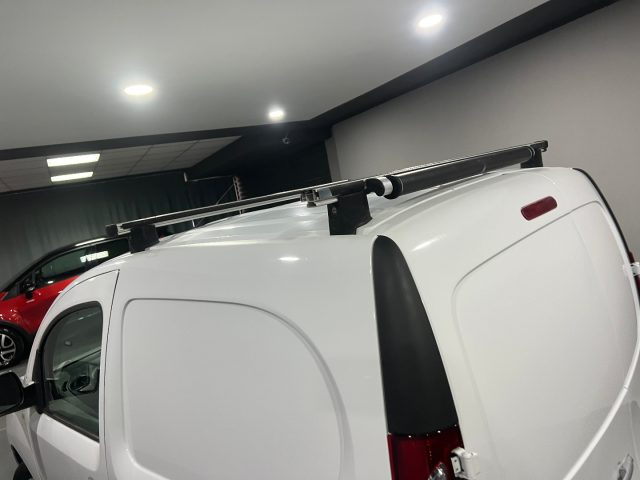 RENAULT Kangoo usata, con Lettore CD