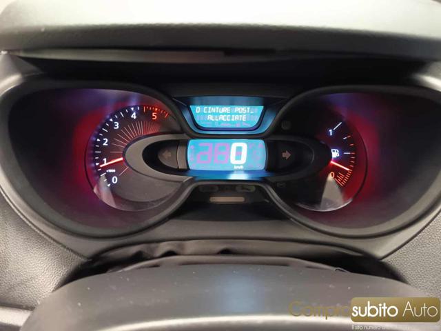 RENAULT Captur usata, con Park Distance Control