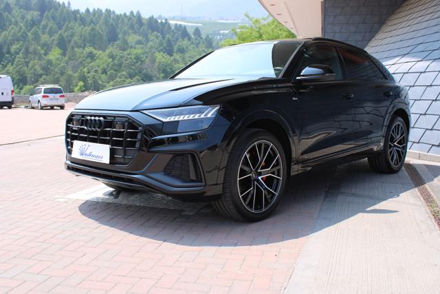 AUDI Q8 usata, con Alzacristalli elettrici