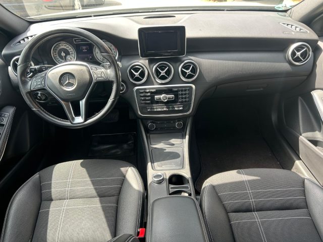 MERCEDES-BENZ A 200 usata, con Cerchi in lega