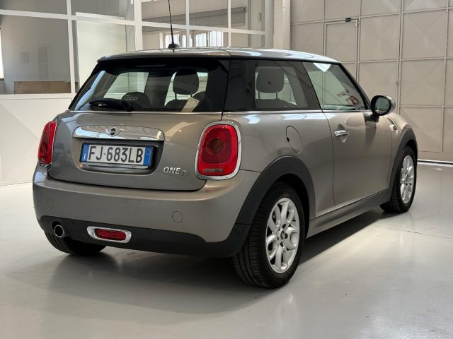 MINI One usata, con Autoradio