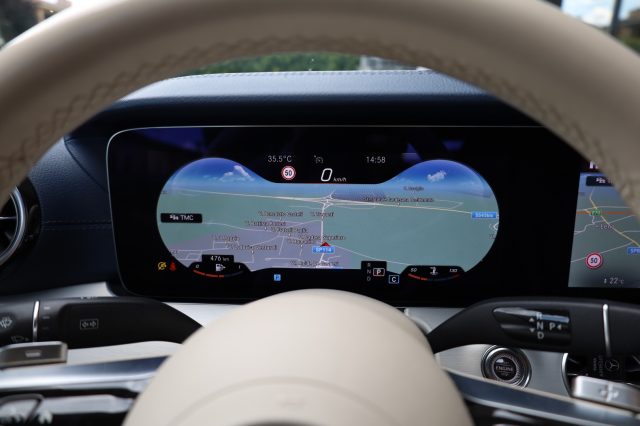 MERCEDES-BENZ E 220 usata, con Sistema di chiamata d
