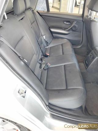 BMW 320 usata, con Fari Xenon