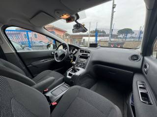 PEUGEOT 5008 usata, con Controllo trazione