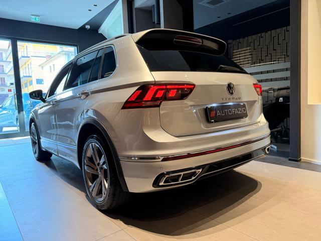 VOLKSWAGEN Tiguan usata, con Airbag laterali