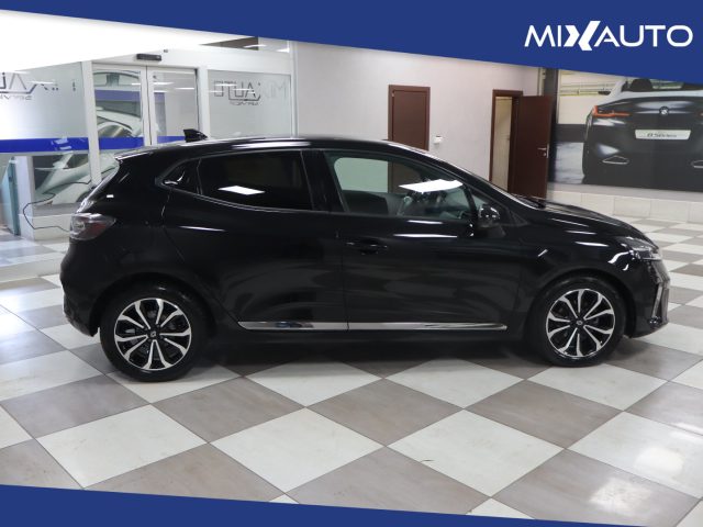RENAULT Clio usata, con Airbag laterali