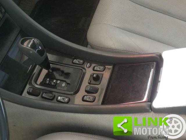 MERCEDES-BENZ CLK 200 usata 21