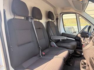 PEUGEOT Boxer usata, con Autoradio digitale