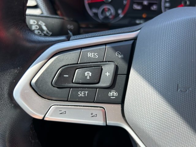 VOLKSWAGEN T-Cross usata, con ESP