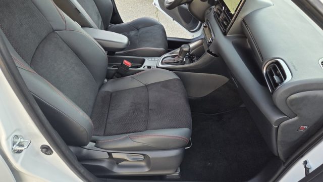 TOYOTA Yaris usata, con Controllo automatico clima