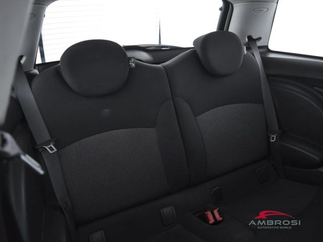 MINI Cooper D usata 10