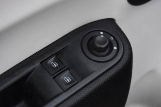 RENAULT Twingo usata, con Park Distance Control