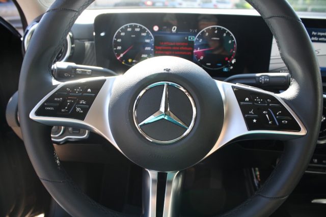 MERCEDES-BENZ A 180 usata, con Sistema di navigazione