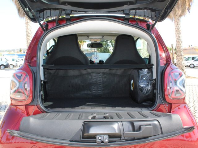 SMART ForTwo usata, con Bluetooth