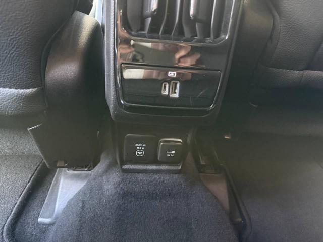 JEEP Compass usata, con Interni in pelle