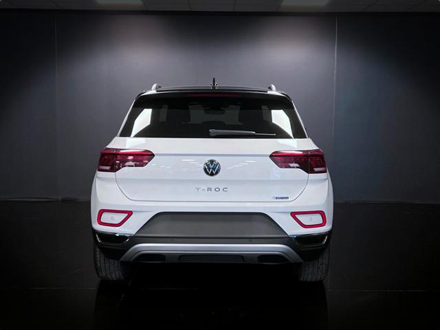 VOLKSWAGEN T-Roc usata, con Autoradio