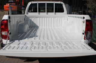 TOYOTA Hilux usata, con Sedile posteriore sdoppiato