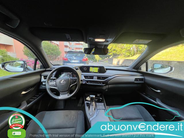 LEXUS UX 250h usata, con Immobilizzatore elettronico