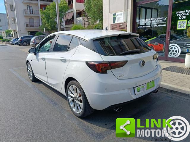 OPEL Astra usata, con Specchietti laterali elettrici