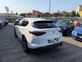 ALFA ROMEO Stelvio usata, con Alzacristalli elettrici