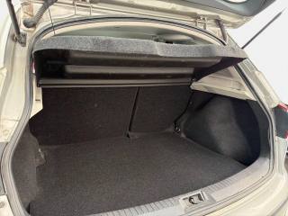 NISSAN Qashqai usata, con Fari Xenon