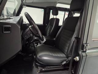 LAND ROVER Defender usata, con Cronologia tagliandi