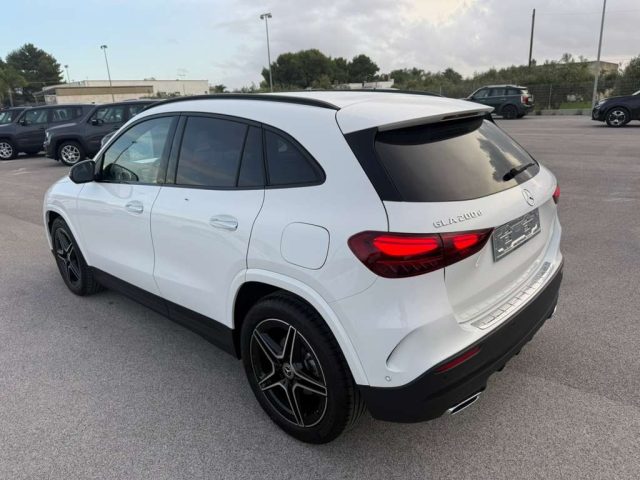 MERCEDES-BENZ GLA 200 usata, con Climatizzatore
