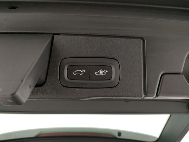 VOLVO XC60 usata, con Touch screen