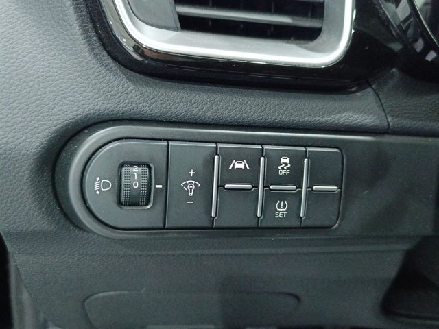KIA XCeed usata, con Specchietti laterali elettrici