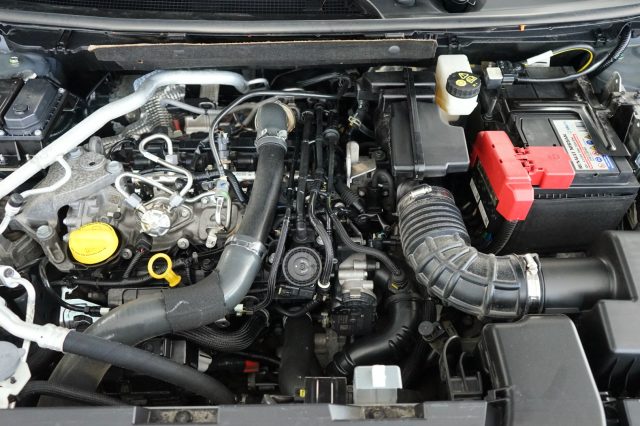 NISSAN Qashqai usata, con Kit antipanne