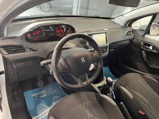 PEUGEOT 208 usata, con Alzacristalli elettrici