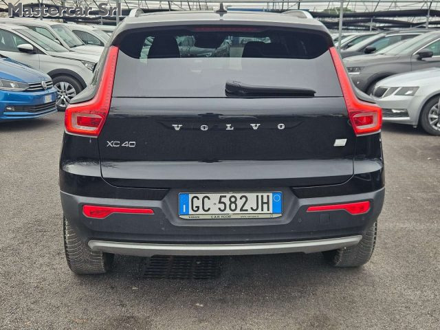 VOLVO XC40 usata, con Autoradio