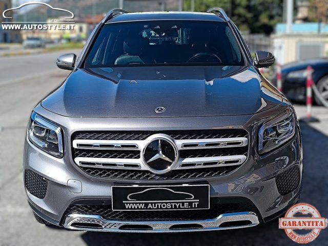 MERCEDES-BENZ GLB 200 usata, con Park Distance Control