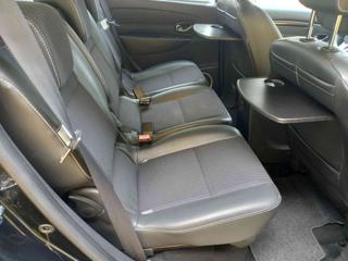 RENAULT Scenic usata, con Specchietti laterali elettrici