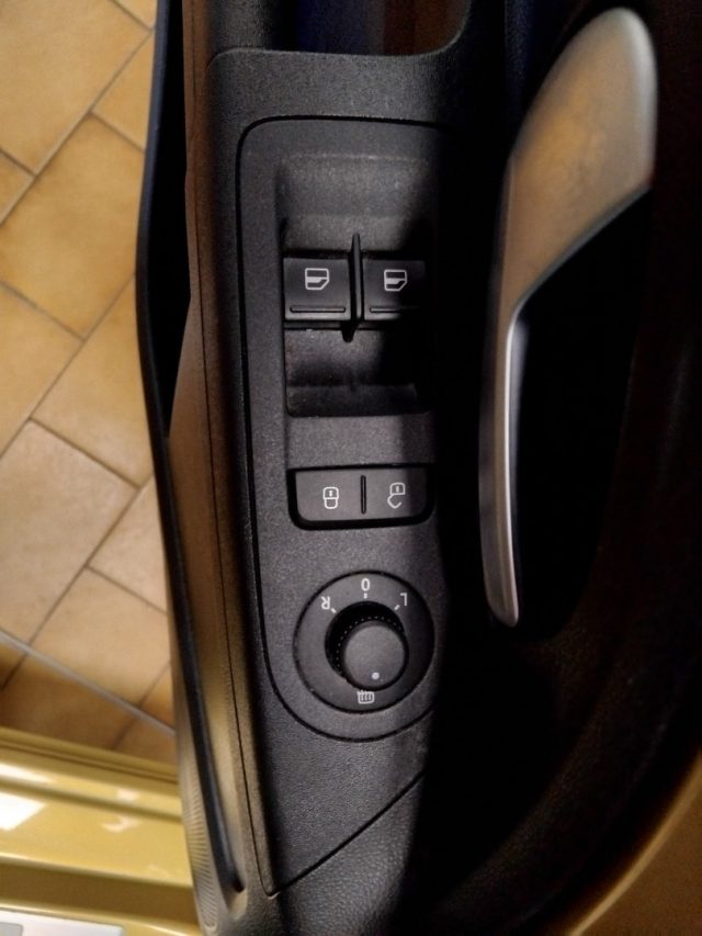 VOLKSWAGEN up! usata, con Immobilizzatore elettronico