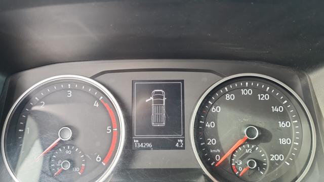 VOLKSWAGEN Crafter usata, con Airbag testa