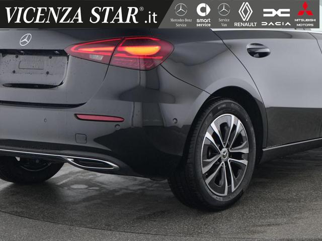 MERCEDES-BENZ A 180 usata, con Alzacristalli elettrici