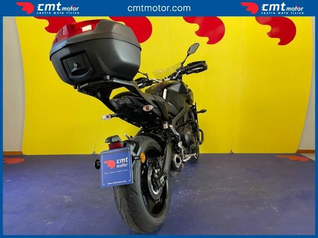 YAMAHA MT-09 usata 3
