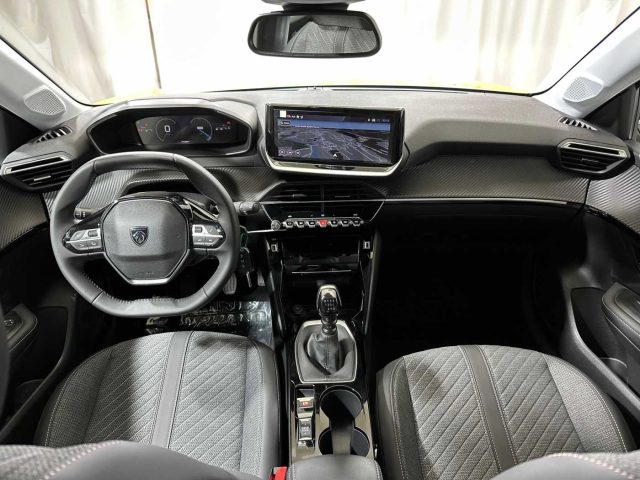 PEUGEOT 208 usata, con Sedile posteriore sdoppiato