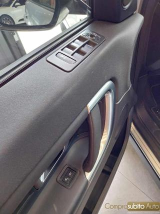LAND ROVER Discovery Sport usata 28