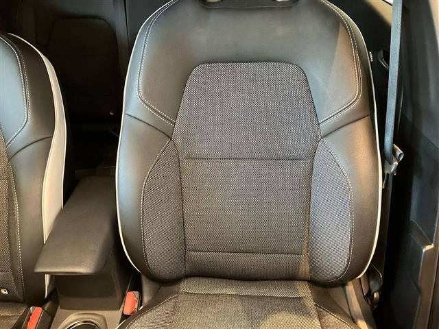 RENAULT Captur usata 23