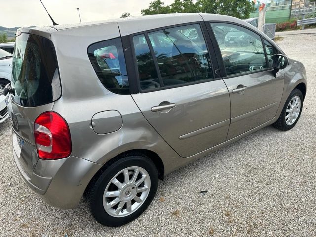 RENAULT Grand Modus usata, con Airbag Passeggero