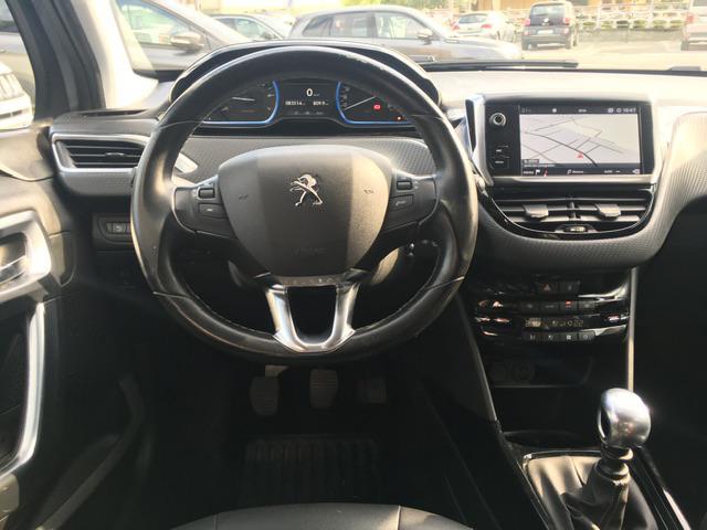 PEUGEOT 2008 usata, con Autoradio
