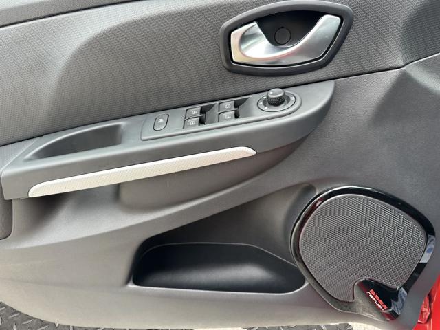 RENAULT Clio usata, con Cerchi in lega