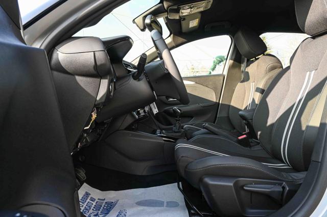 OPEL Corsa usata, con ESP