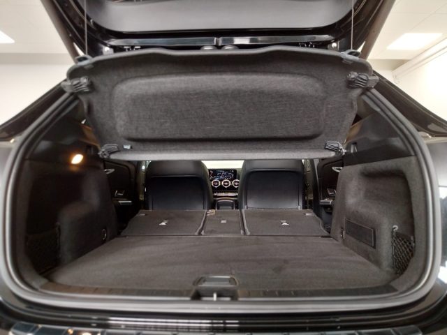 MERCEDES-BENZ GLA 220 usata, con Leve al volante